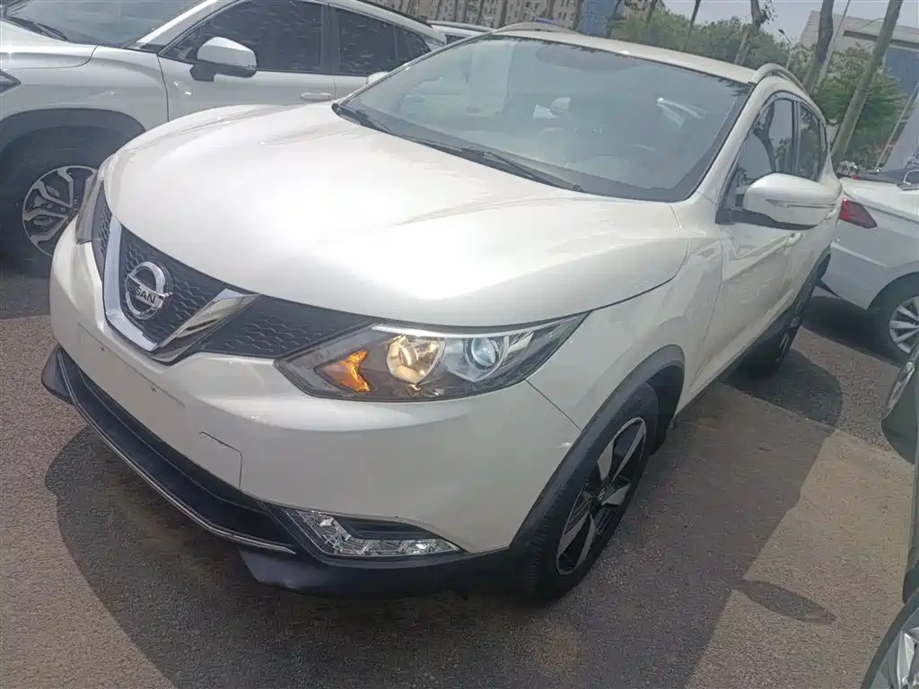 NISSAN QASHQAI 2017