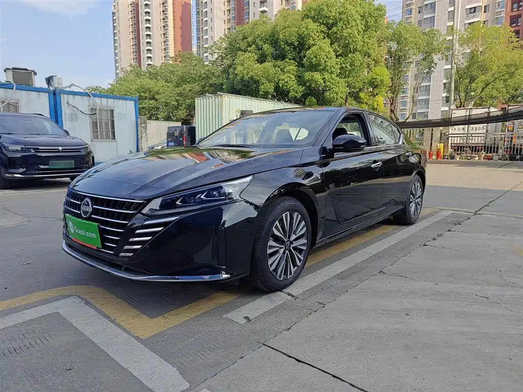 NISSAN TEANA