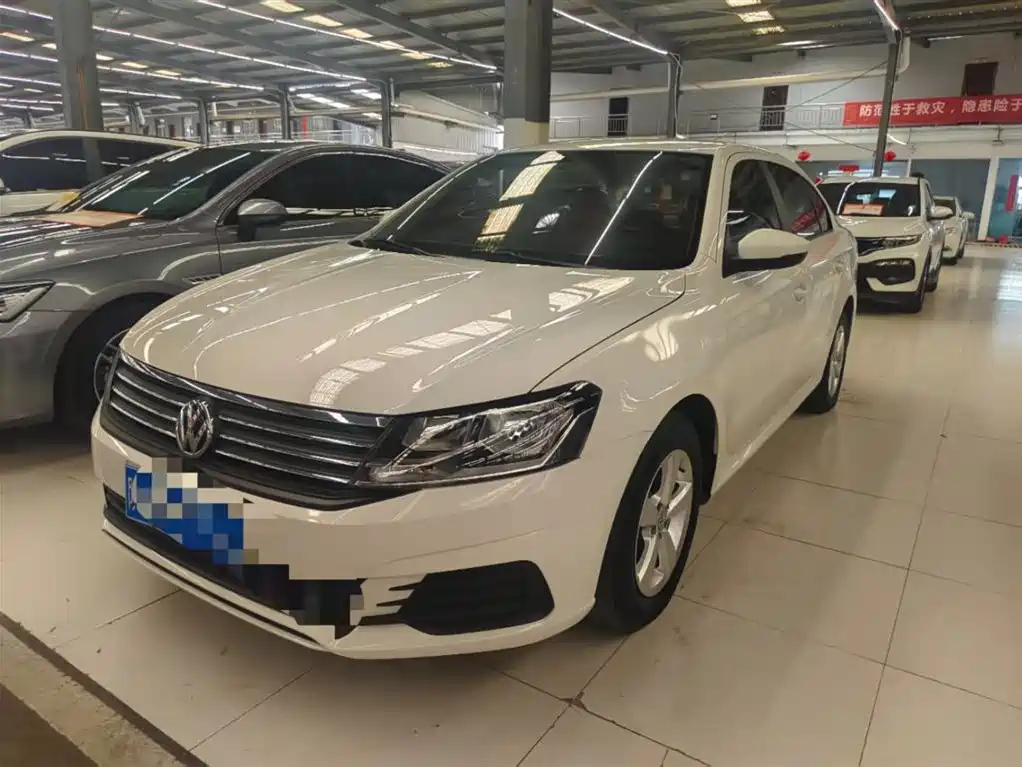 VOLKSWAGEN LAVIDA 2019
