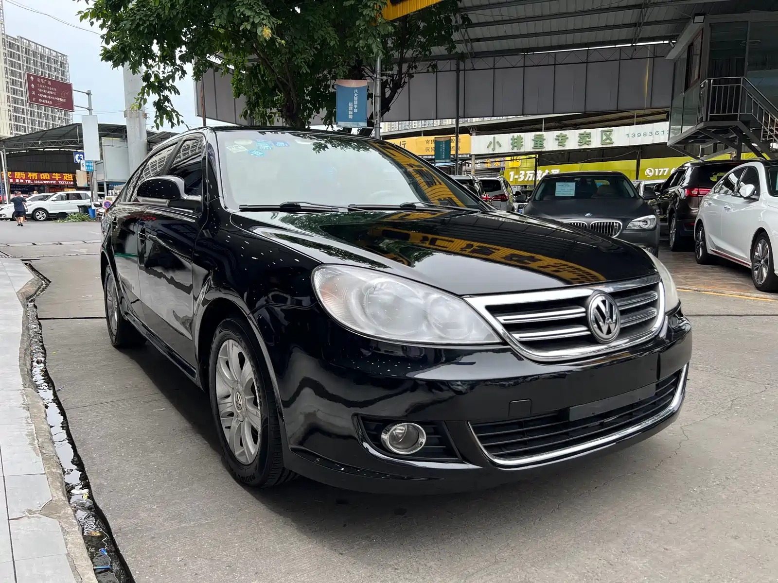VOLKSWAGEN LAVIDA 2011