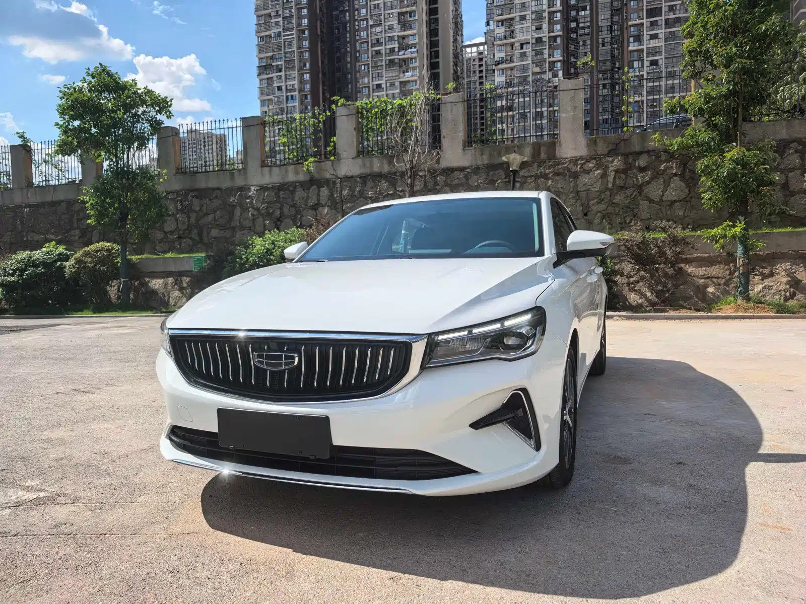 GEELY AUTO EMGRAND 2022