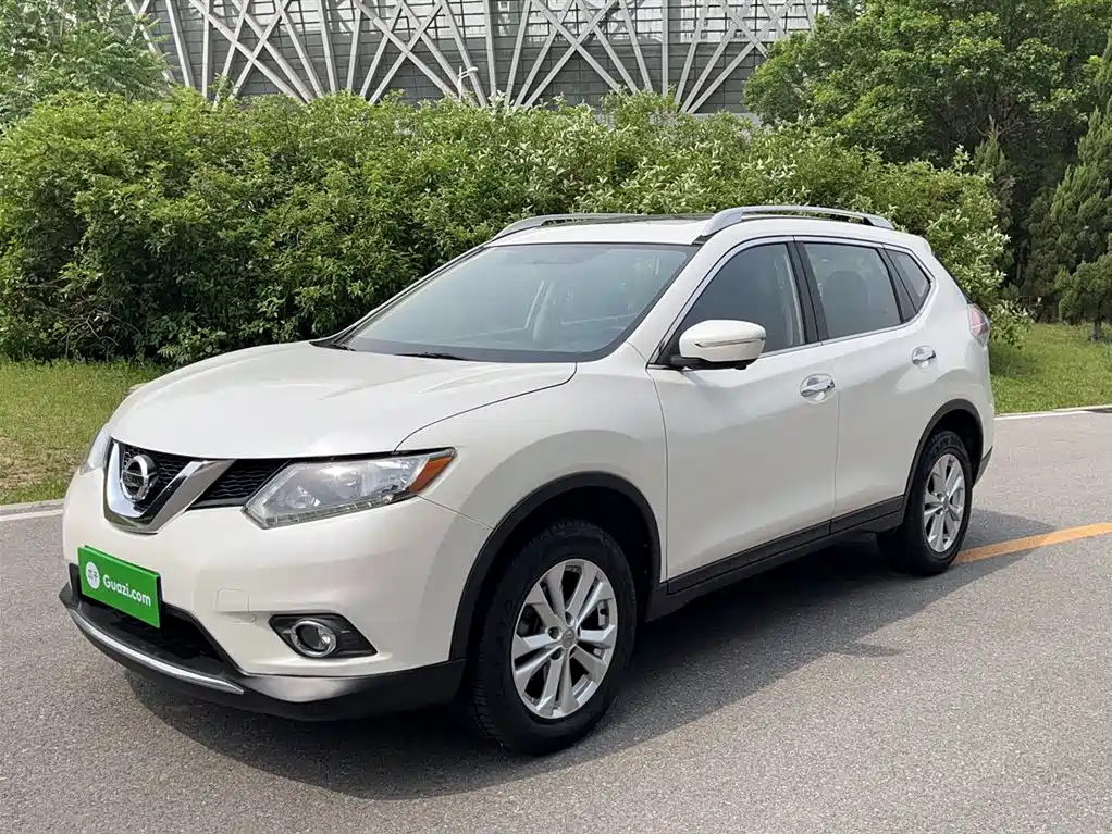 NISSAN X-TRAIL 2014