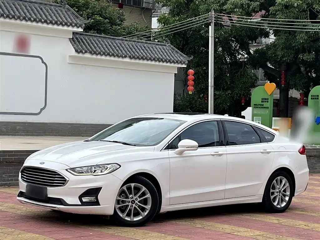 FORD MONDEO 2020