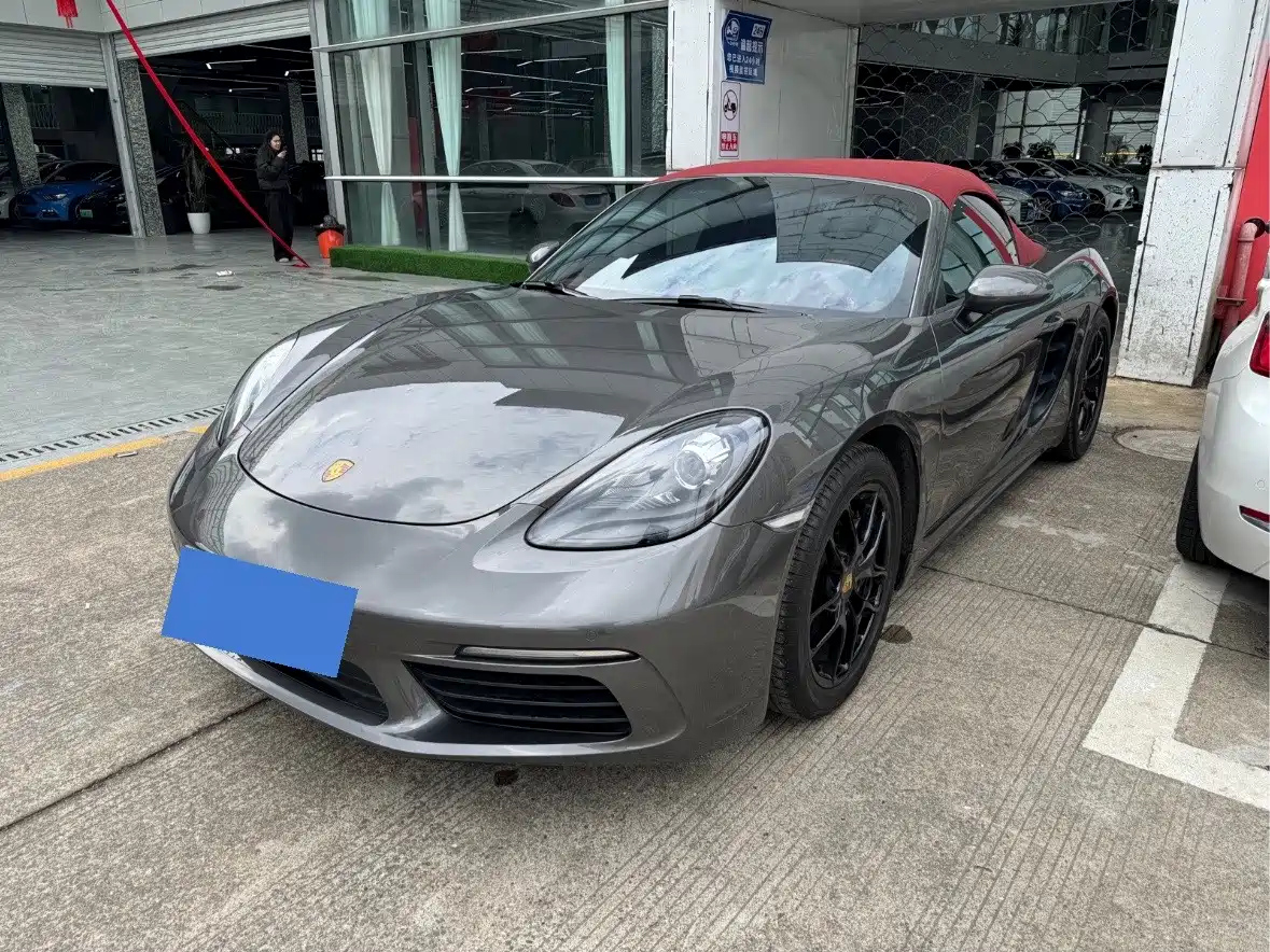 PORSCHE 718