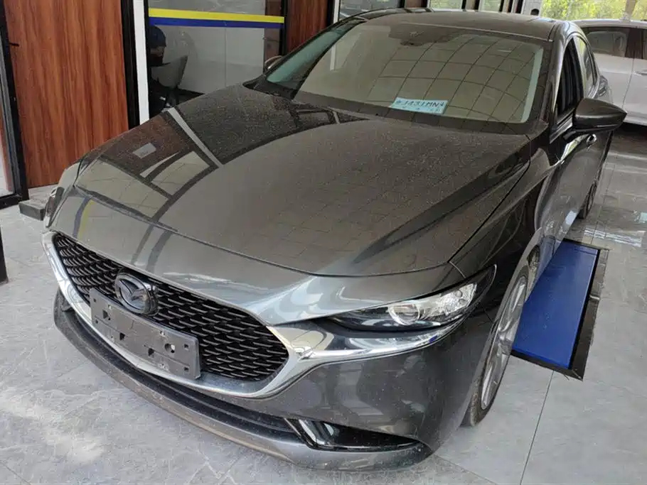 MAZDA 3 AXELA 2020