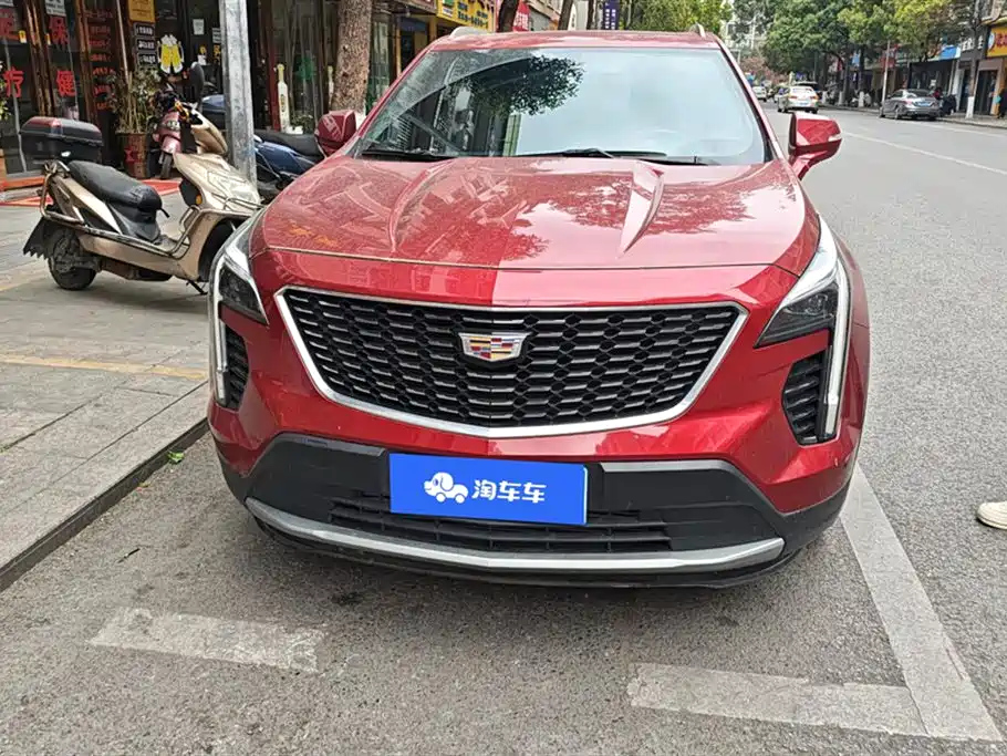 CADILLAC XT4 2021