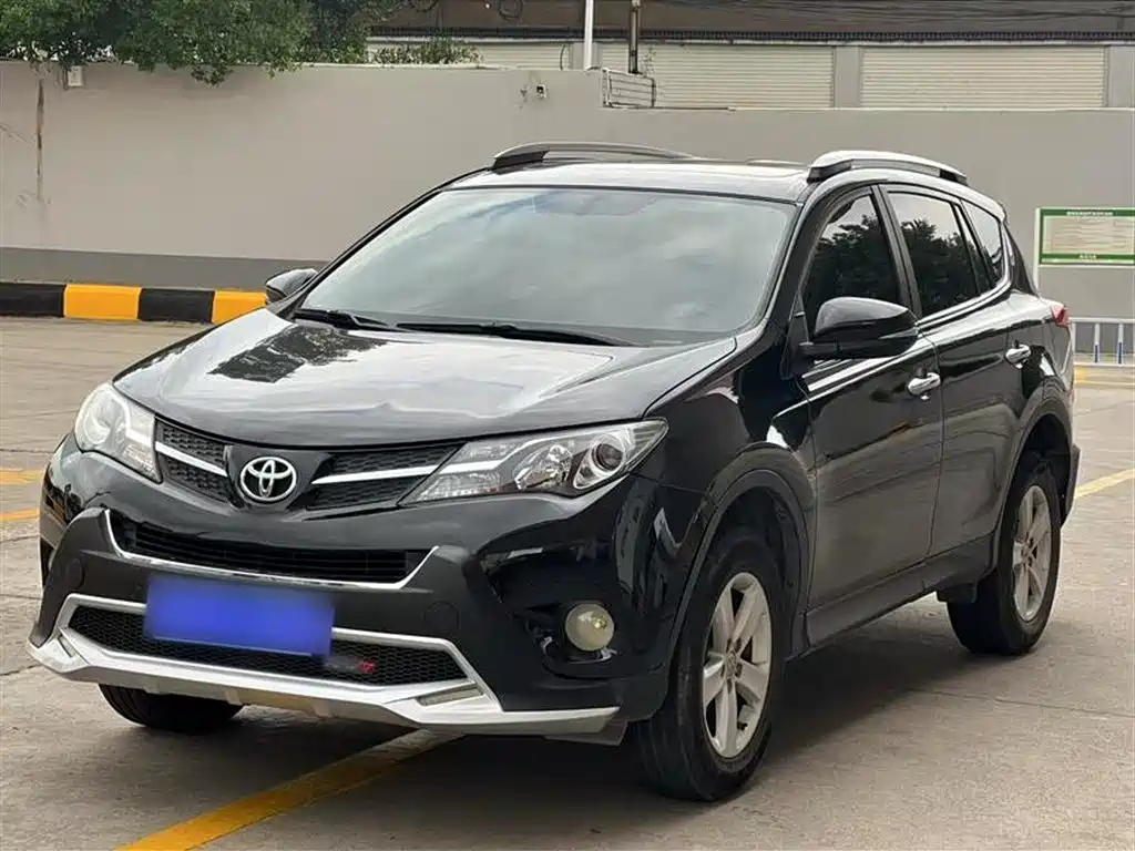 TOYOTA RAV4 RONGFANG 2013