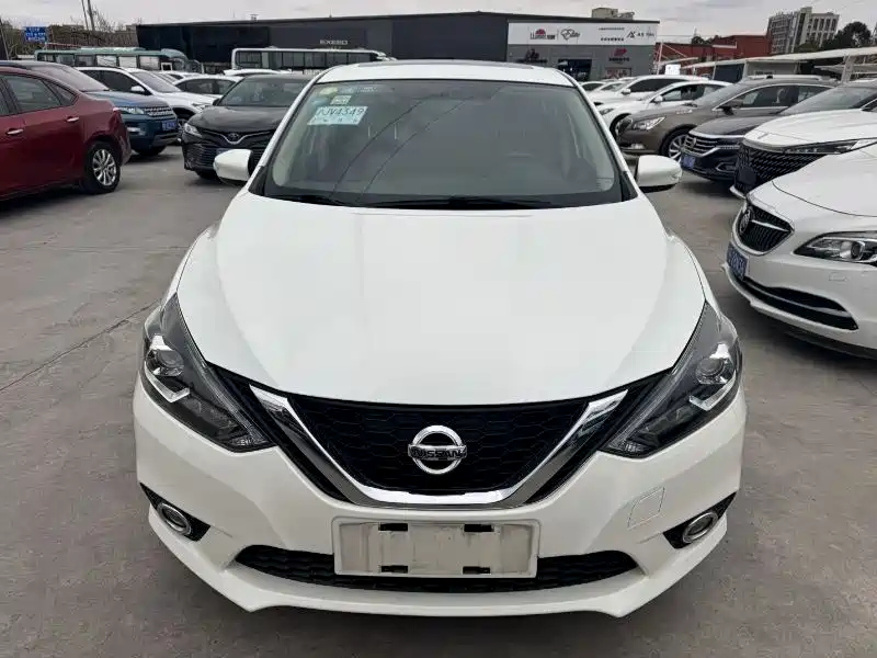 NISSAN SYLPHY 2016