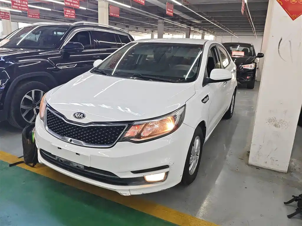KIA K2 2015