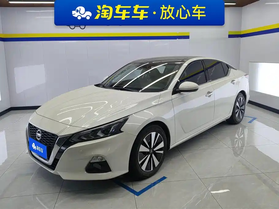 NISSAN TEANA 2021