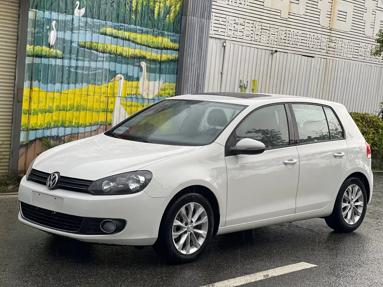VOLKSWAGEN GOLF 2012