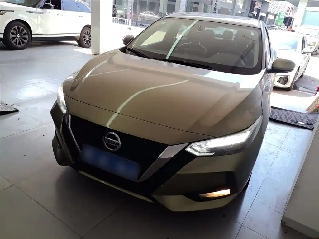 NISSAN SYLPHY 2020
