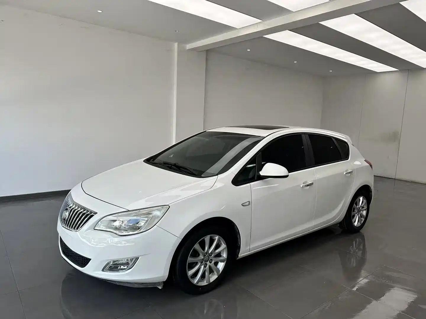 BUICK EXCELLE 2012