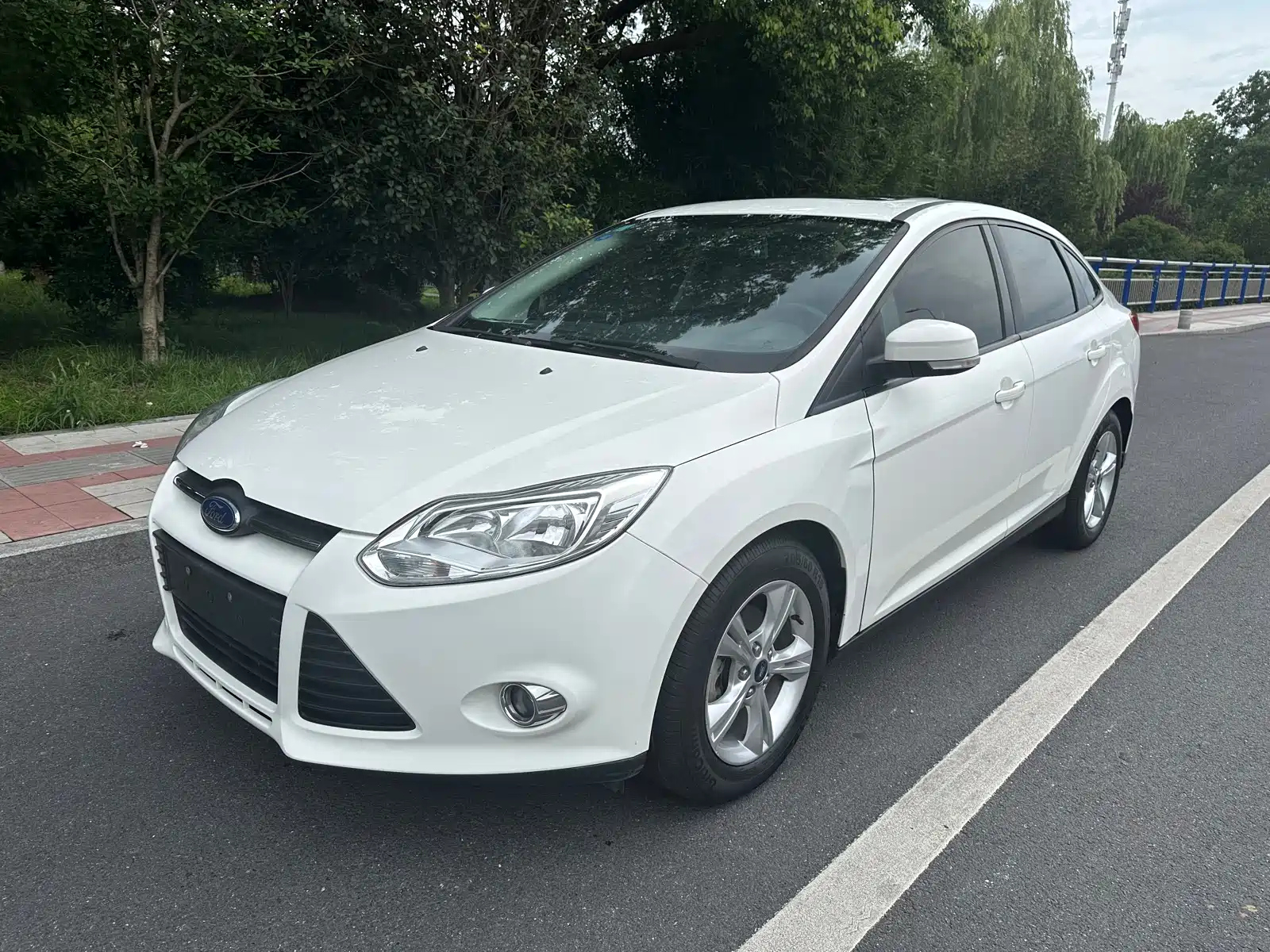 FORD FOCUS 2012