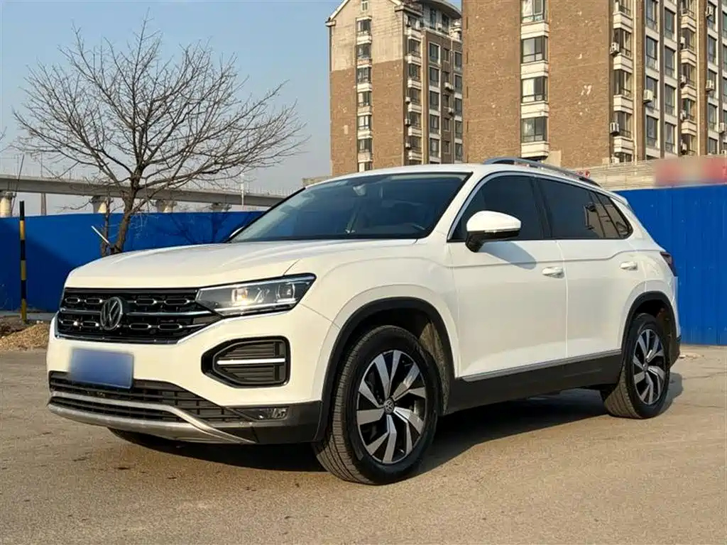 VOLKSWAGEN TAYRON 2019