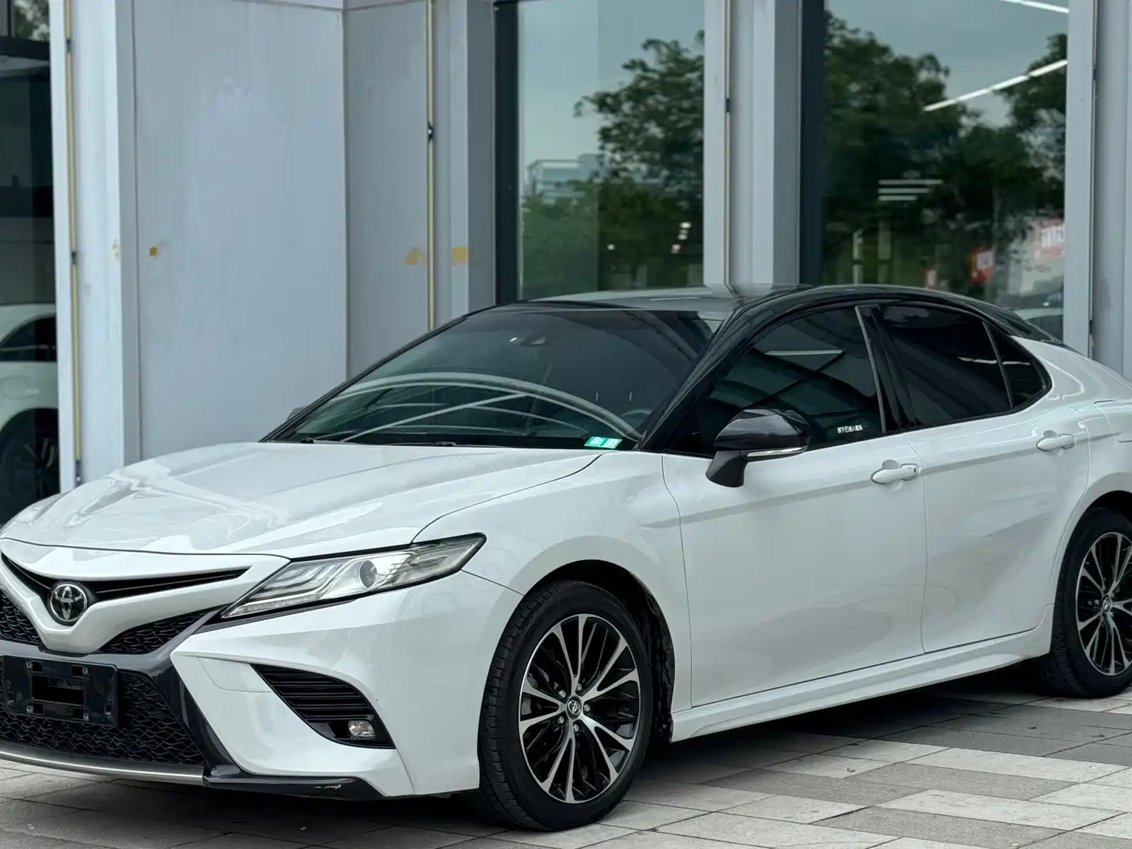 TOYOTA CAMRY 2018
