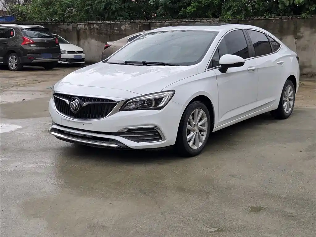 BUICK VERANO 2018