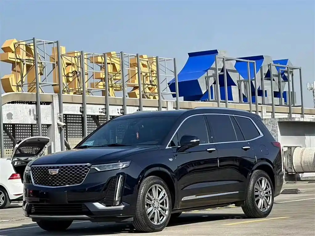 CADILLAC XT6 2022