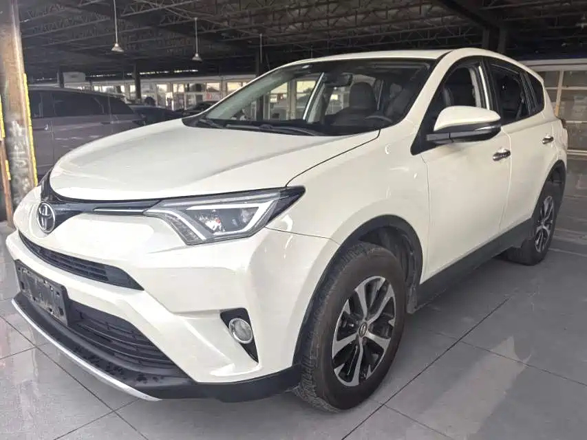 TOYOTA RAV4 RONGFANG 2016