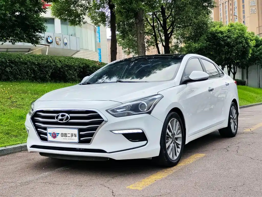 HYUNDAI MISTRA 2019
