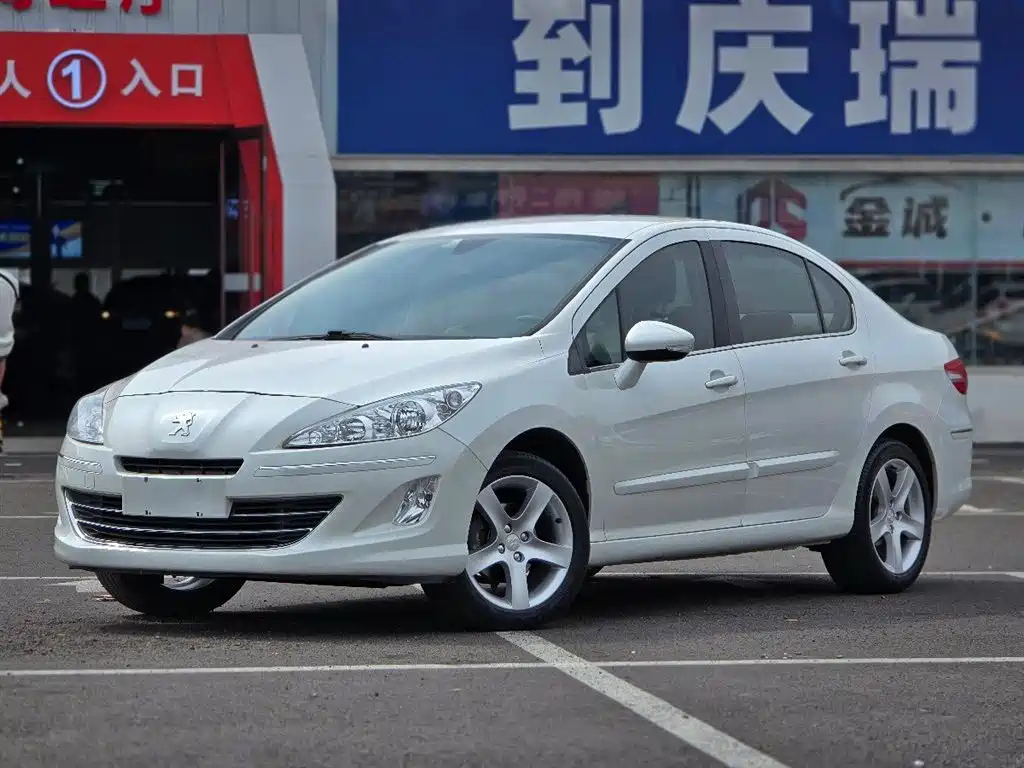 PEUGEOT 408 2013