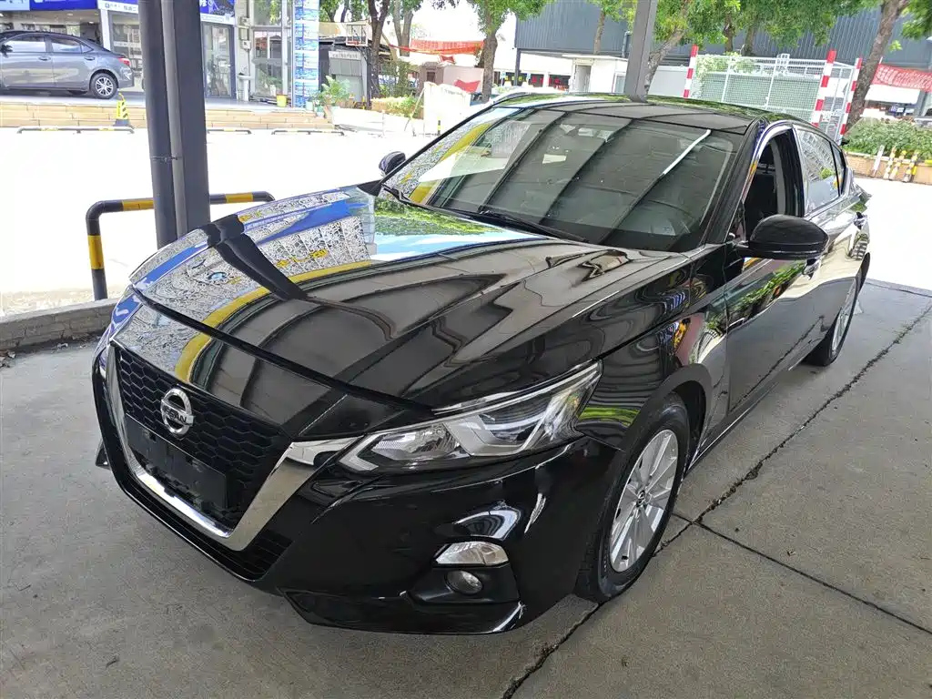 NISSAN TEANA 2021
