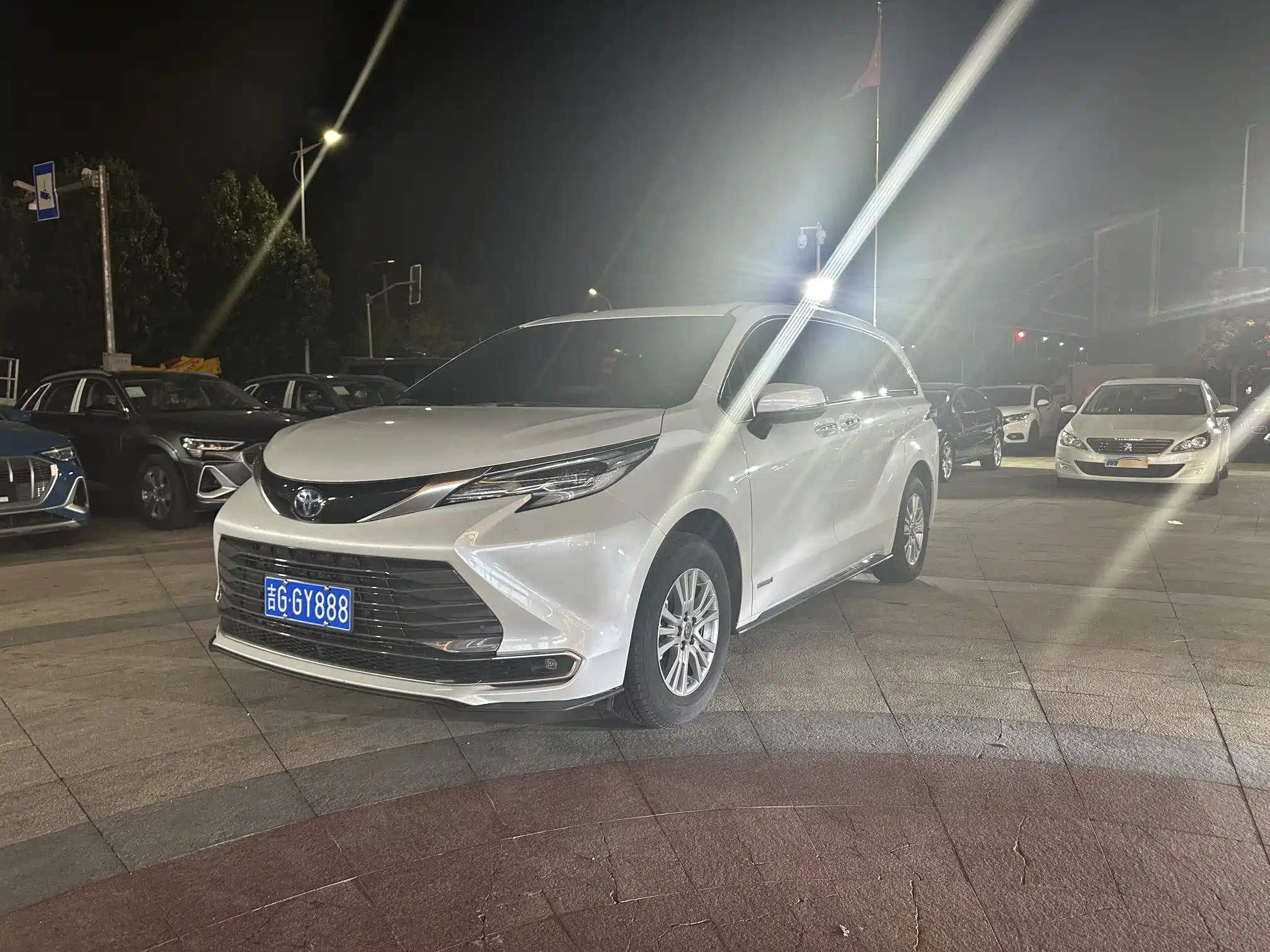 TOYOTA SIENNA SIENNA 2021