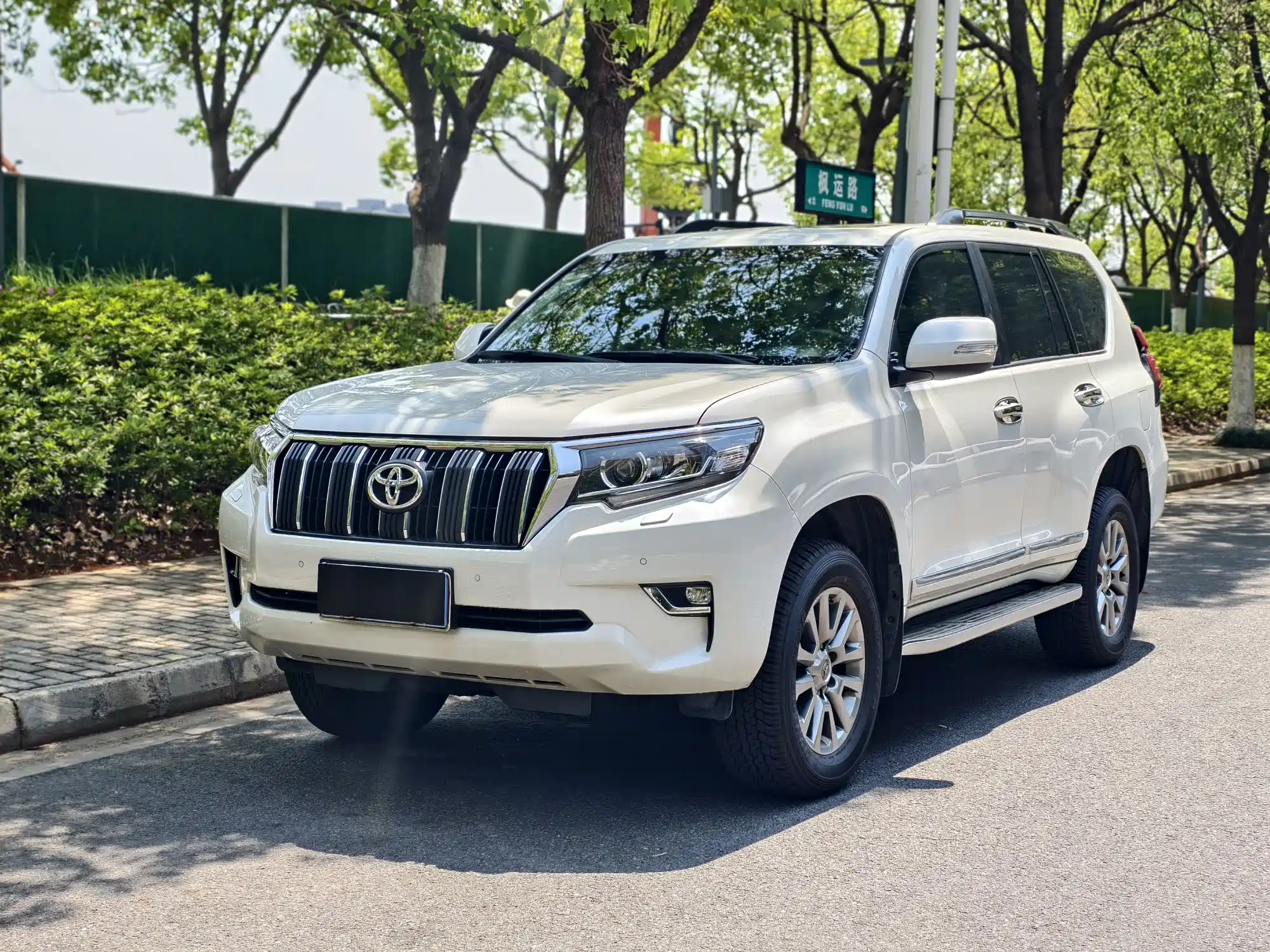 TOYOTA PRADO 2018