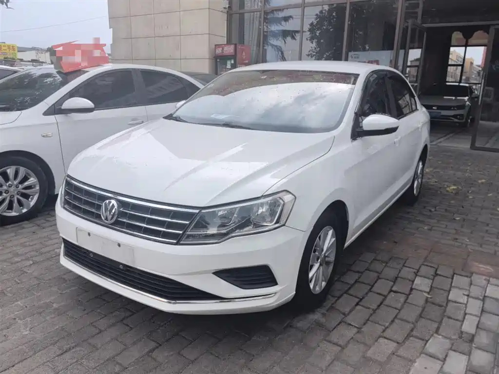 VOLKSWAGEN JETTA 2017
