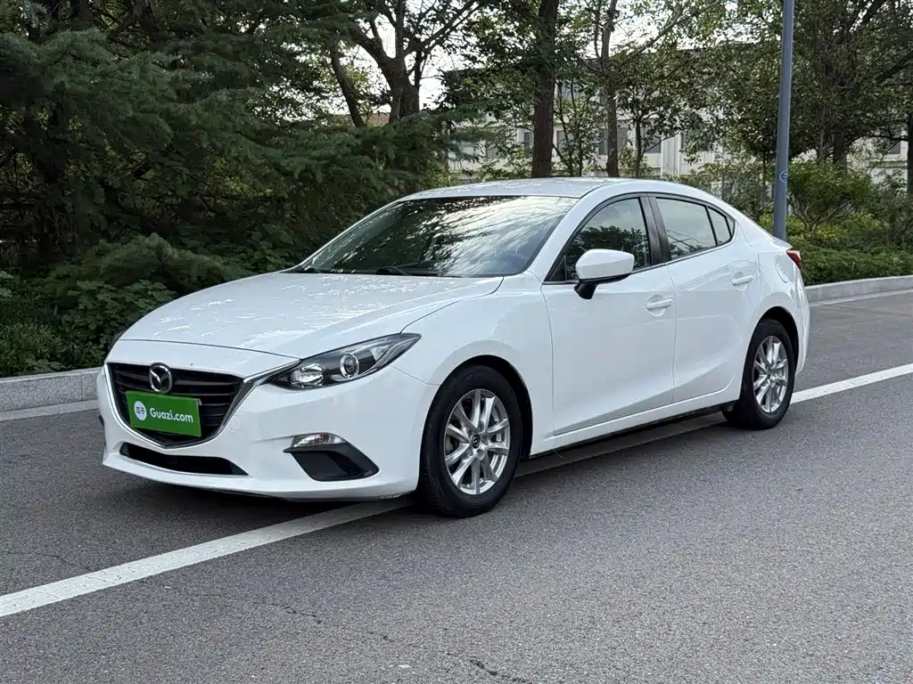 MAZDA 3 AXELA 2014
