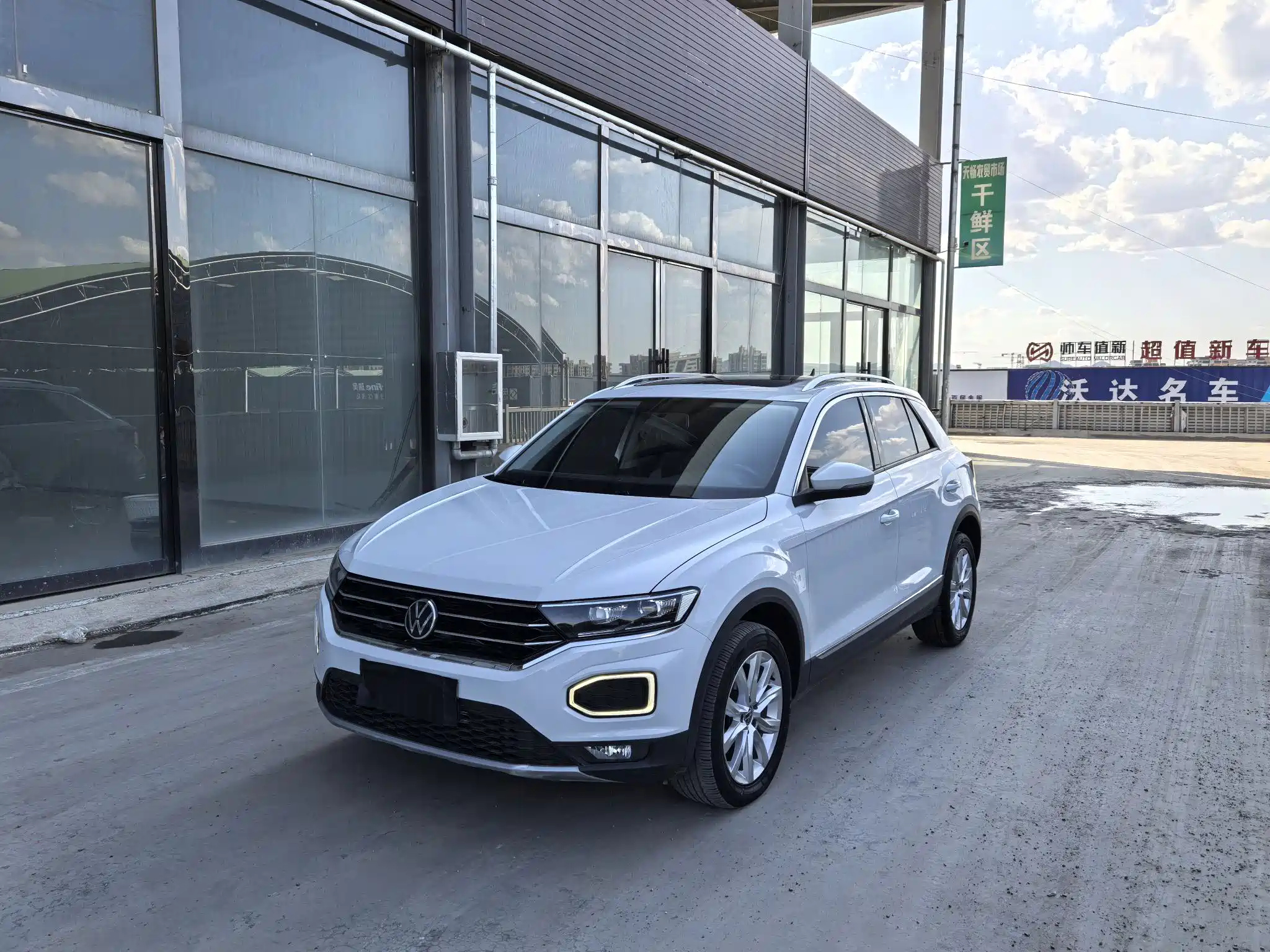VOLKSWAGEN T-ROC TANGE 2022