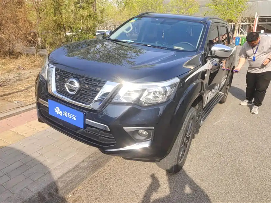 NISSAN TERRA 2018