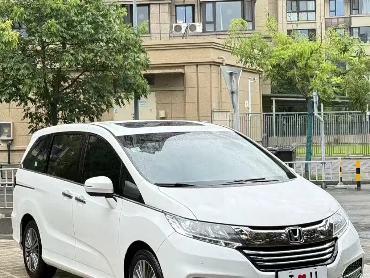 HONDA ODYSSEY 2018