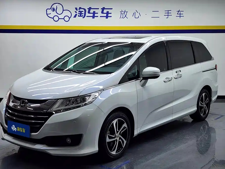 HONDA ODYSSEY 2015