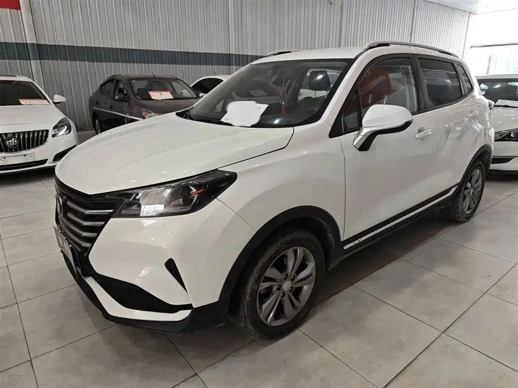 CHANGAN CS15