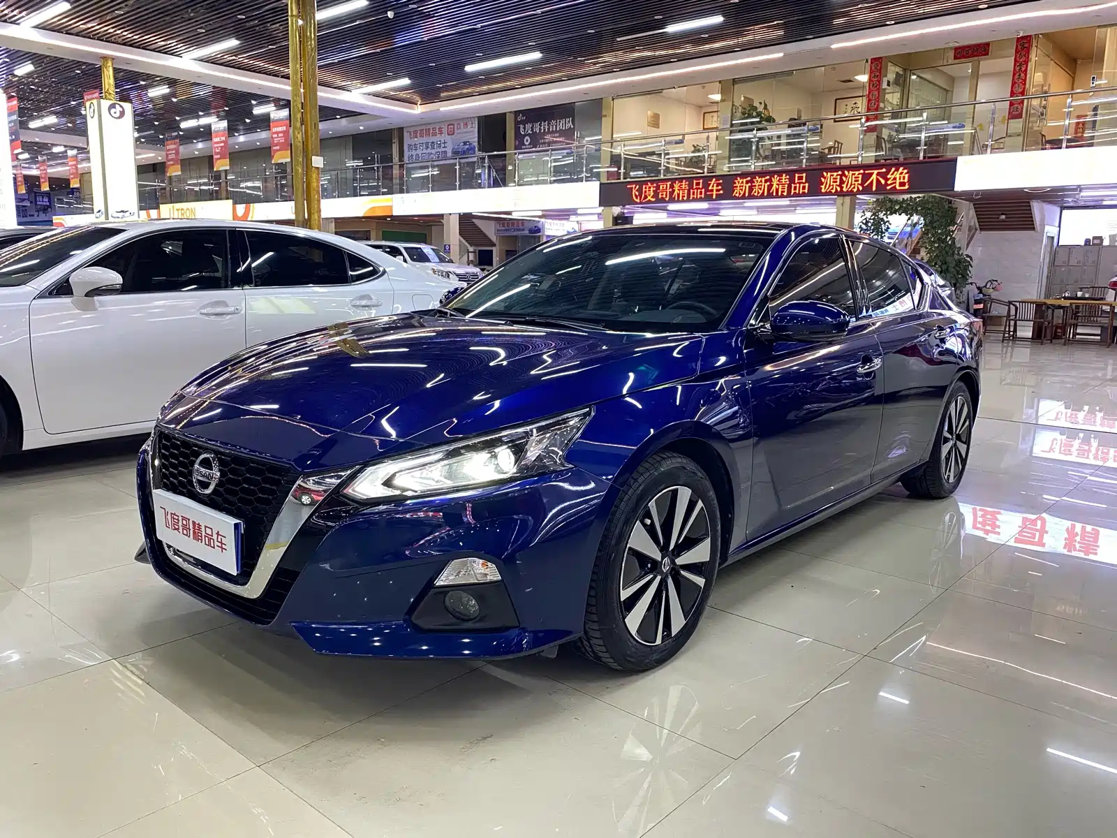NISSAN TEANA 2021