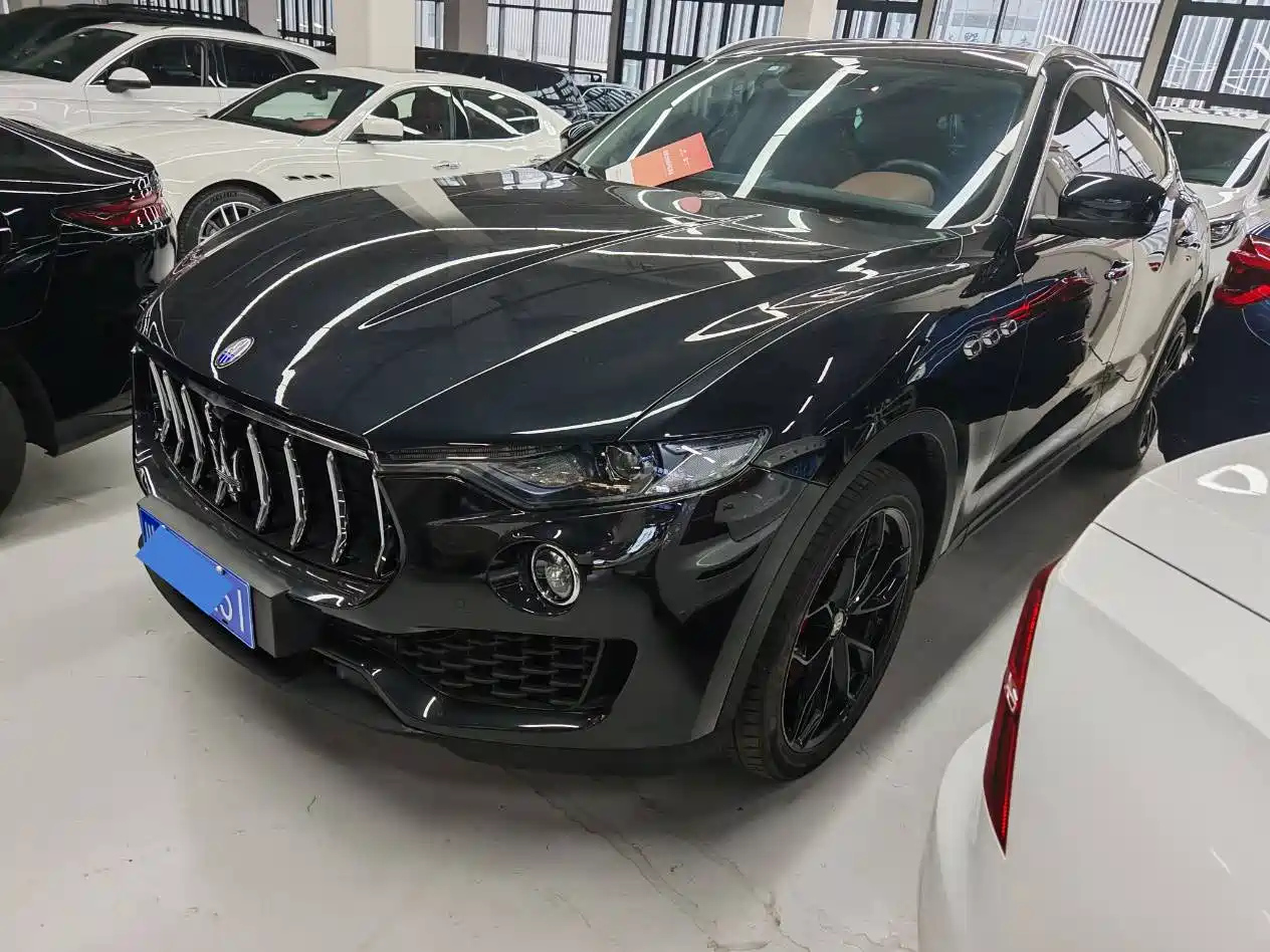 MASERATI LEVANTE 2016