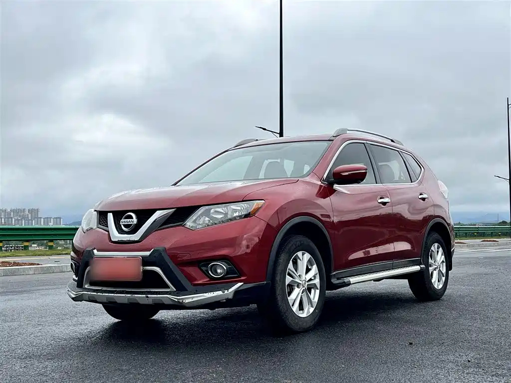 NISSAN X-TRAIL 2014