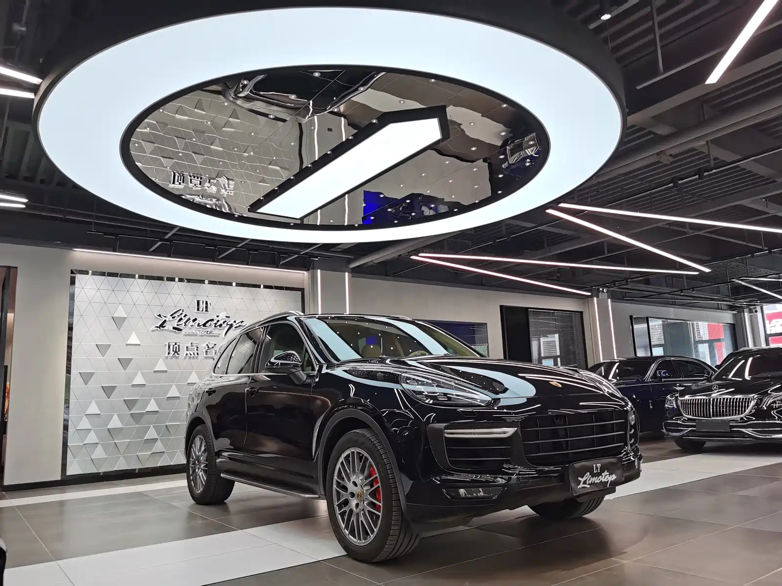 PORSCHE CAYENNE 2015