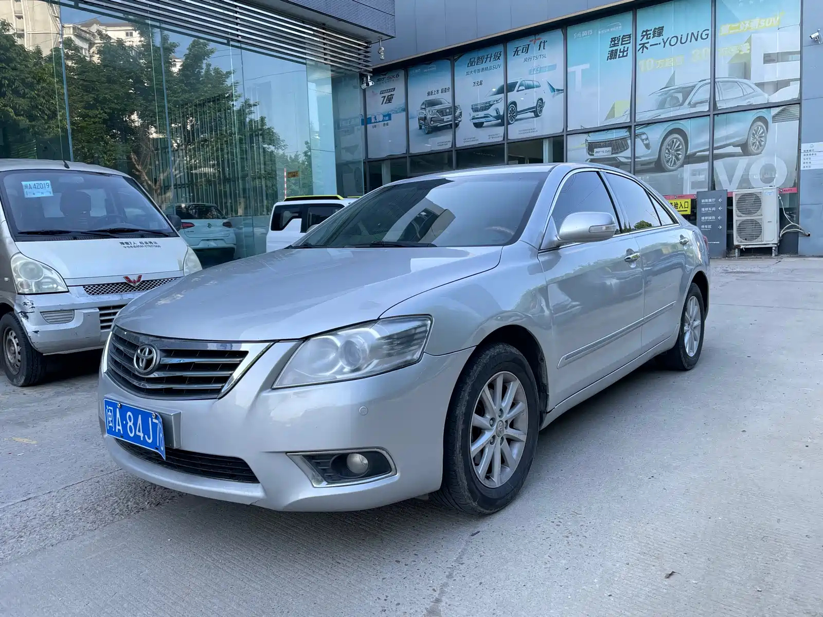 TOYOTA CAMRY 2010