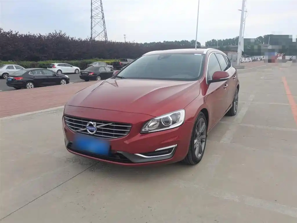 VOLVO V60 2014