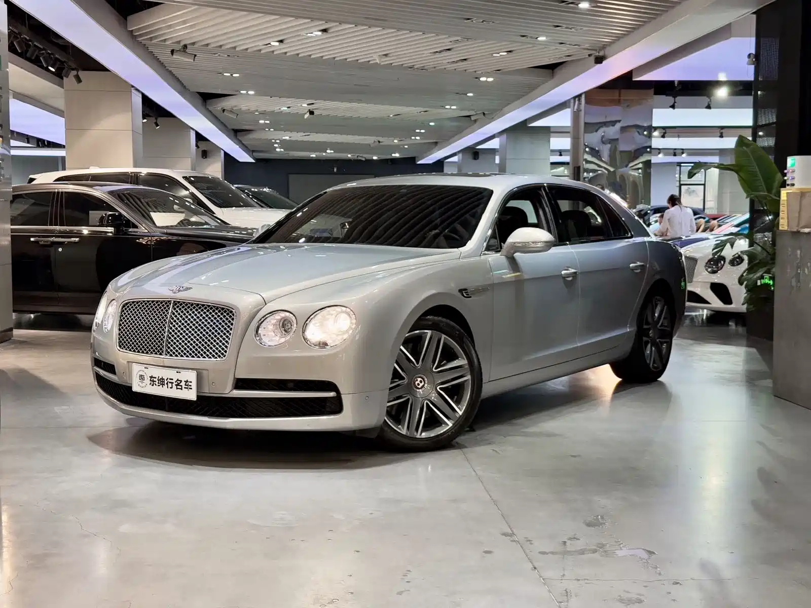 BENTLEY FLYING SPUR 2016