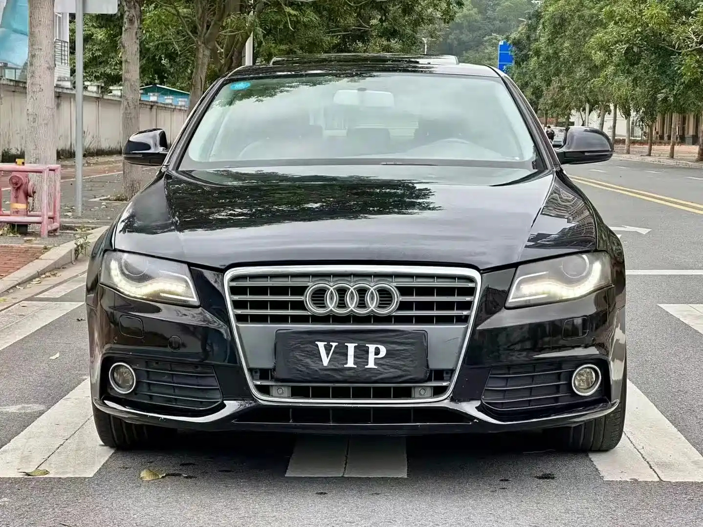 AUDI A4L 2012