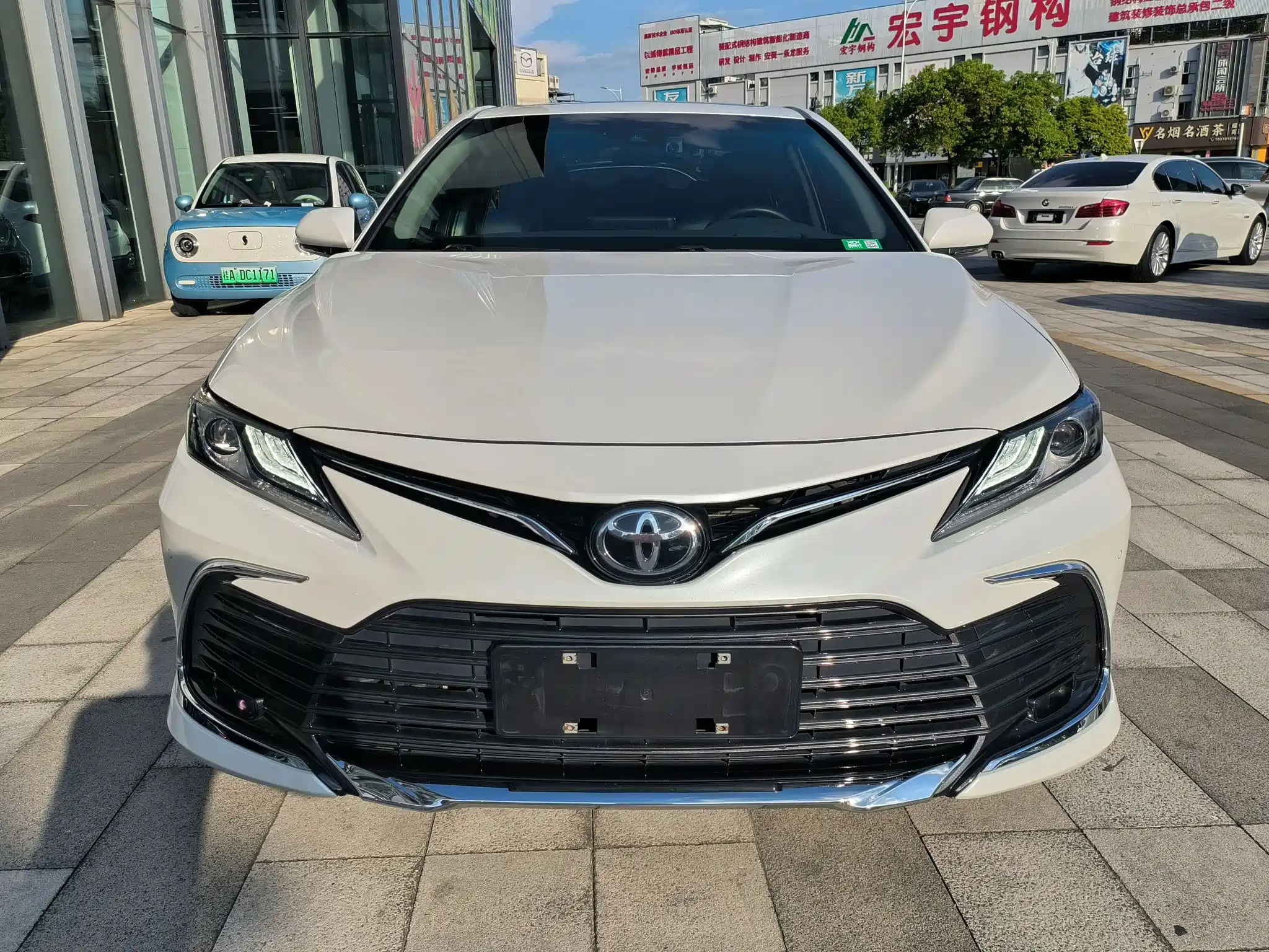 TOYOTA CAMRY 2023