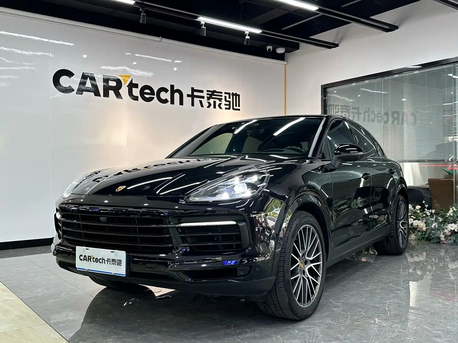PORSCHE CAYENNE 2022