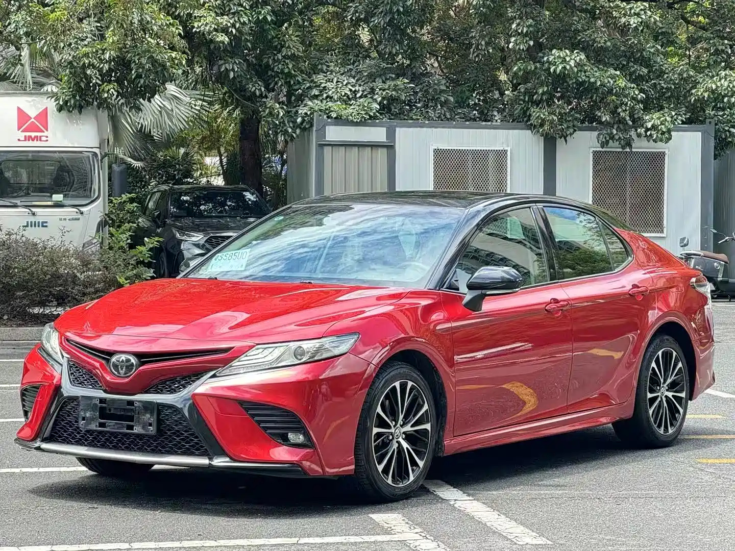 TOYOTA CAMRY 2018