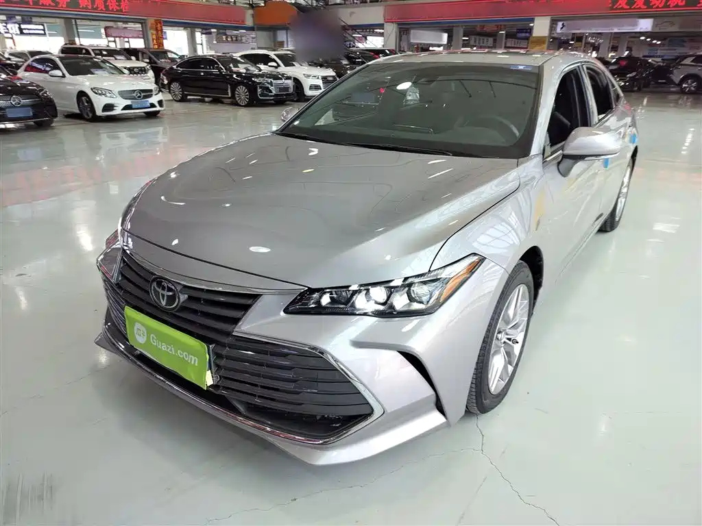 TOYOTA AVALON 2021