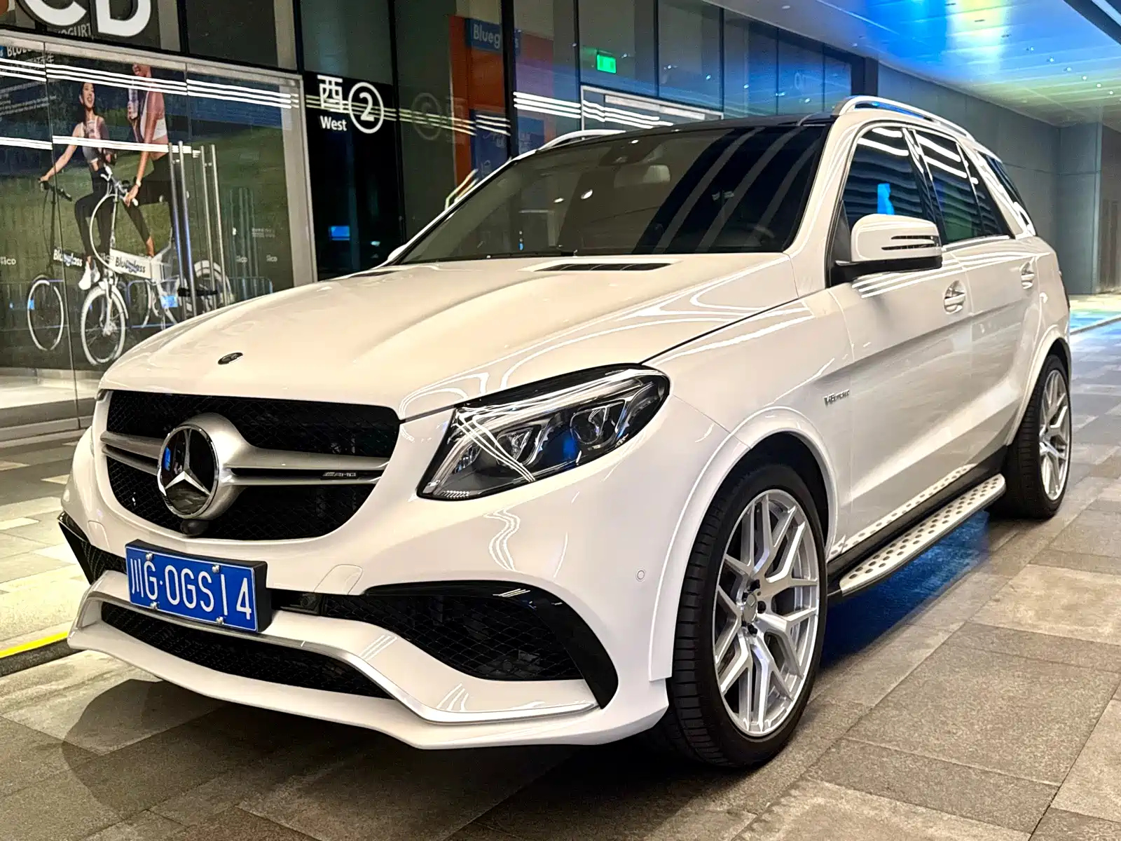 MERCEDES BENZ M-CLASS AMG 2014