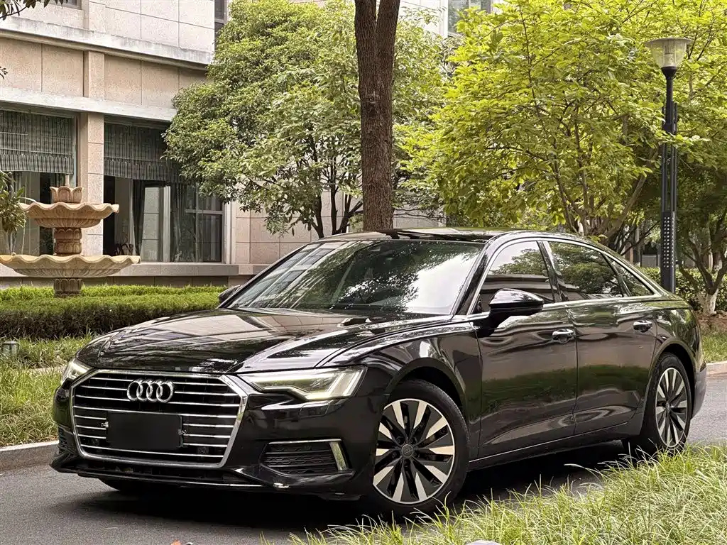 AUDI A6L 2019