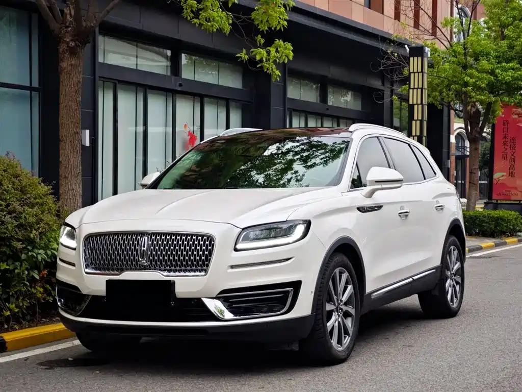 LINCOLN NAVIGATOR IMPORT 2019